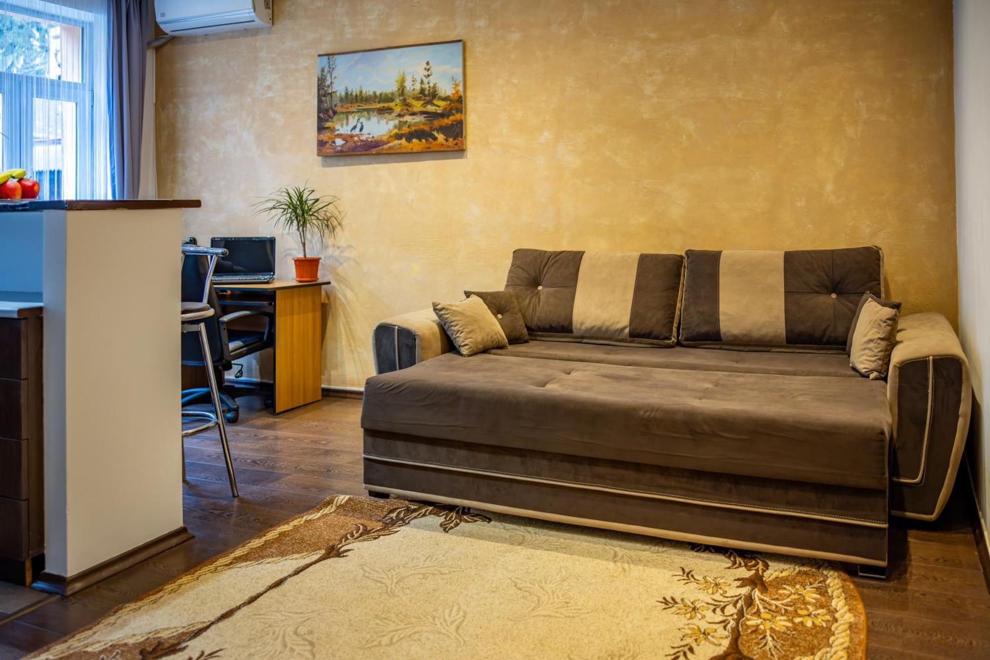 John Residence Apartment Brasov With Parking Option Exterior photo