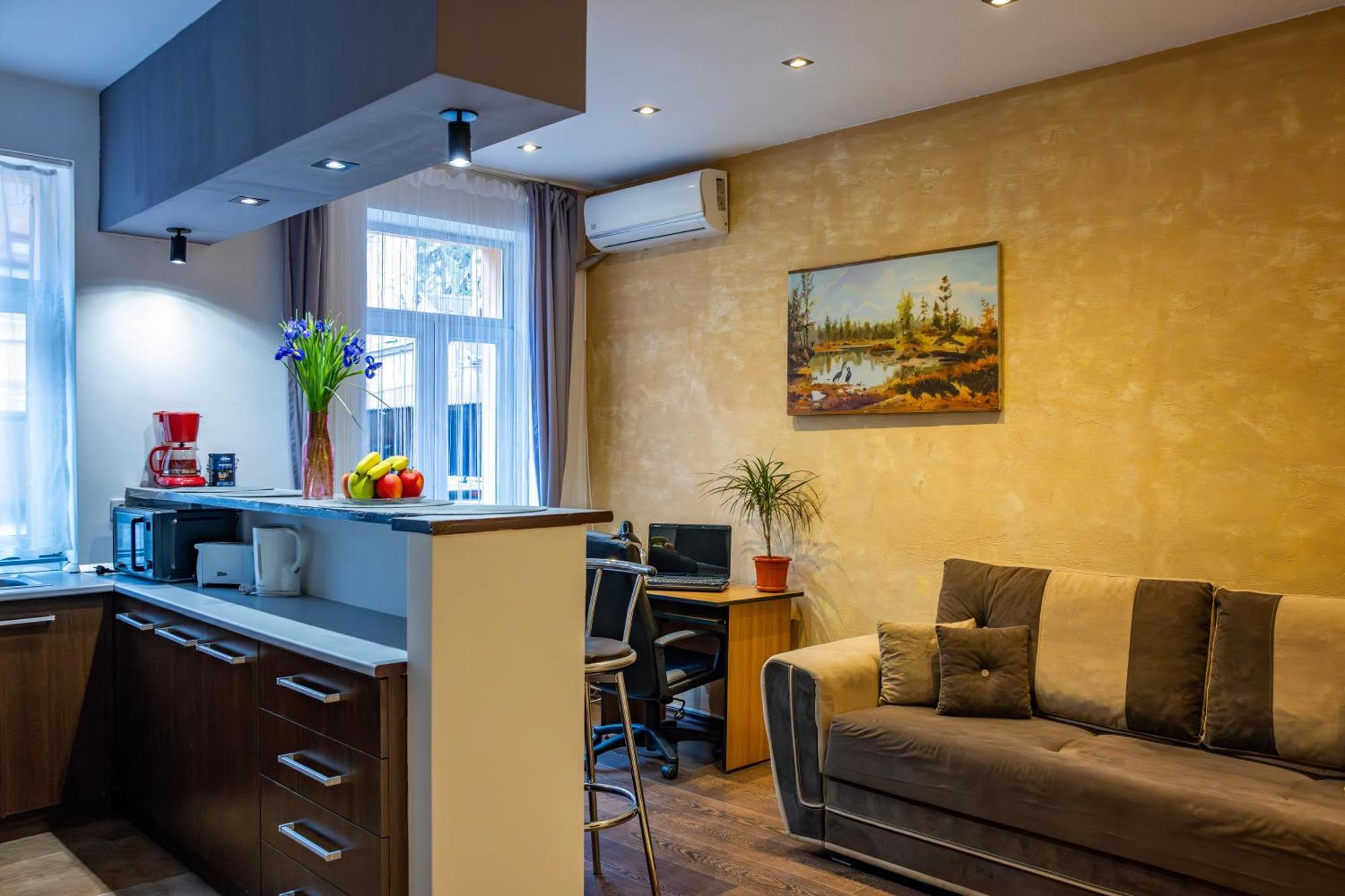 John Residence Apartment Brasov With Parking Option Exterior photo